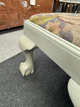 Load image into Gallery viewer, Footstool