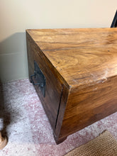 Load image into Gallery viewer, Hardwood Trunk