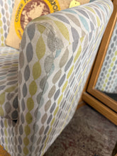 Load image into Gallery viewer, Tub Chair