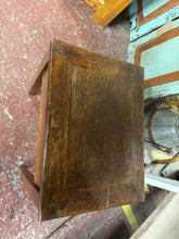 Load image into Gallery viewer, Oak Work Box