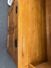 Load image into Gallery viewer, Oak Furniture Land Dresser