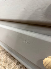Load image into Gallery viewer, Chunky Pine Drawers