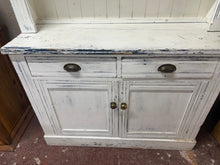 Load image into Gallery viewer, Distressed Dresser