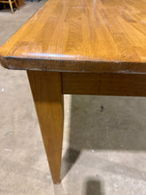 Load image into Gallery viewer, Oak Dining Table