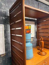 Load image into Gallery viewer, Ladderax Unit