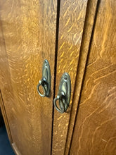 Load image into Gallery viewer, Oak Wardrobe