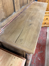 Load image into Gallery viewer, Oak Dresser