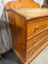 Load image into Gallery viewer, Vintage Pine Bureau