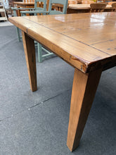 Load image into Gallery viewer, Rustic Extendable Dining Table