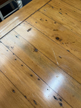 Load image into Gallery viewer, Rustic Extendable Dining Table