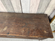 Load image into Gallery viewer, Oak Coffer