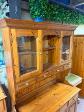 Load image into Gallery viewer, Solid Pine Dresser