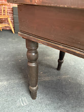 Load image into Gallery viewer, Dining Table