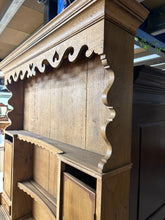 Load image into Gallery viewer, Oak Dresser