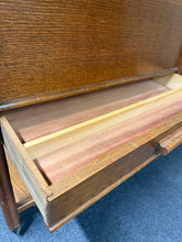 Load image into Gallery viewer, Oak Sewing Box