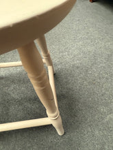 Load image into Gallery viewer, Stool