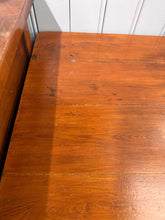 Load image into Gallery viewer, Pine Desk
