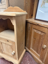 Load image into Gallery viewer, Solid Pine Bedside