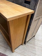 Load image into Gallery viewer, Oak Bookcase