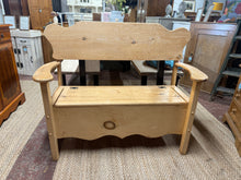 Load image into Gallery viewer, Vintage Pine Bench
