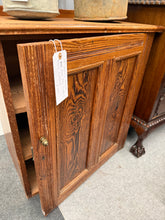 Load image into Gallery viewer, Pitch Pine Cupboard