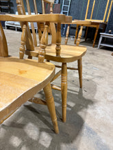 Load image into Gallery viewer, 2 x Pine Carvers