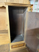 Load image into Gallery viewer, Oak Dresser
