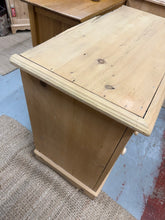 Load image into Gallery viewer, Stripped Pine Drawers