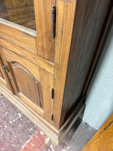 Load image into Gallery viewer, Hardwood Display Unit