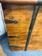 Load image into Gallery viewer, Large Wooden Trunk