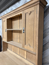 Load image into Gallery viewer, Stripped Oak Dresser