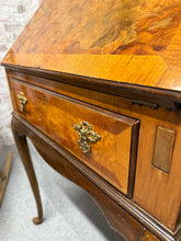 Load image into Gallery viewer, Walnut Bureau