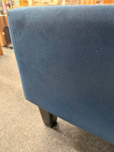 Load image into Gallery viewer, Coffee Table / Pouffe