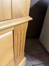 Load image into Gallery viewer, Single Pine Wardrobe