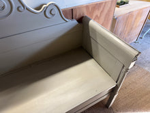 Load image into Gallery viewer, Gustavia Style Bench