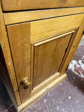 Load image into Gallery viewer, Pine Bedside