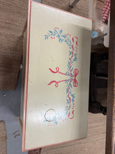 Load image into Gallery viewer, Solid Pine Blanket Box