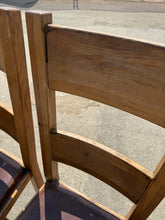 Load image into Gallery viewer, 4 x Oak Chairs
