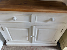 Load image into Gallery viewer, Farmhouse Dresser