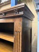 Load image into Gallery viewer, Oak Bookcase