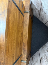 Load image into Gallery viewer, Wooden Trunk
