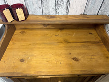 Load image into Gallery viewer, Vintage Pine Washstand