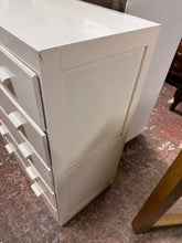 Load image into Gallery viewer, Chest Of Drawers