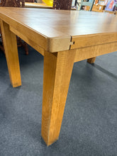 Load image into Gallery viewer, Oak Dining Table