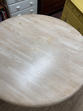 Load image into Gallery viewer, Whitewashed Round Table