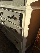 Load image into Gallery viewer, Linen Press