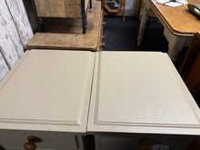 Load image into Gallery viewer, 2 x Solid Pine Bedsides