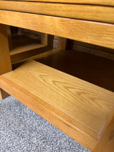 Load image into Gallery viewer, 2 x Heavy Oak Side Tables