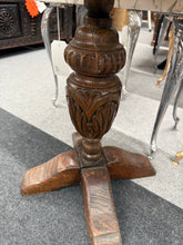 Load image into Gallery viewer, Oak Side Table