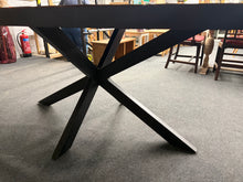 Load image into Gallery viewer, Large Oval Table